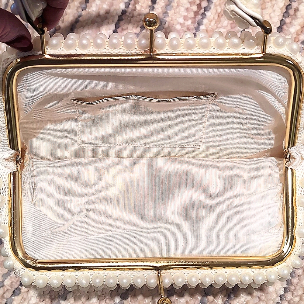 Beautiful, Vintage, Pristine, Pearl Covered Purse with Gold-Tone Accents - Picture 3 of 6